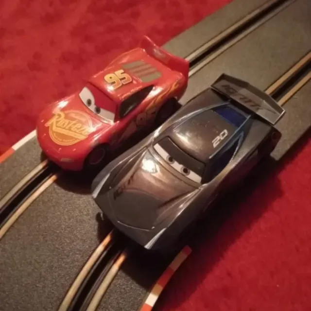 CARRERA GO CARS CON LUCI