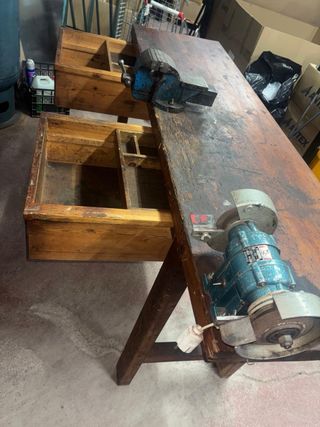 Mesa de trabajo de madera