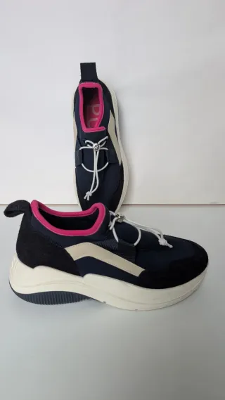 Tenis Azul Marino y Rosa