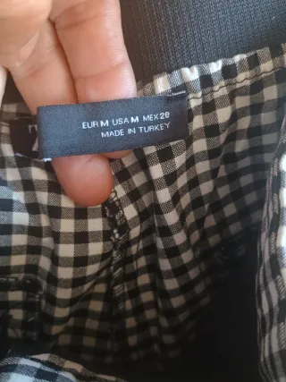 Pantalón Zara Cuadros Blanco y Negro