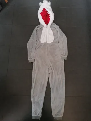 Pijama mono de Tiburón Talla M - L