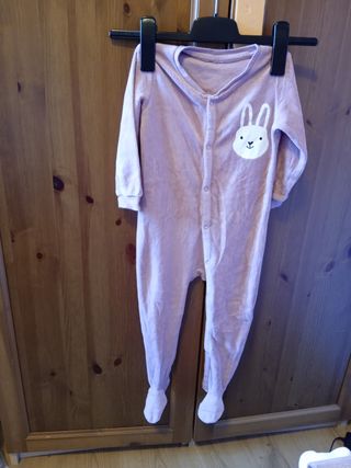 Pigiama in velluto rosa per neonati invernale