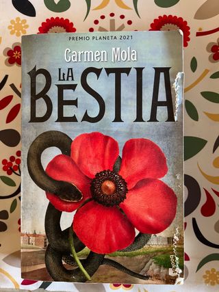 La Bestia: Novela galardonada con el Premio Pla...