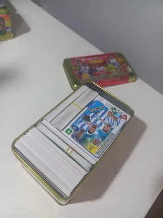 Lote de 3 latas cromos Adrenalyn XL