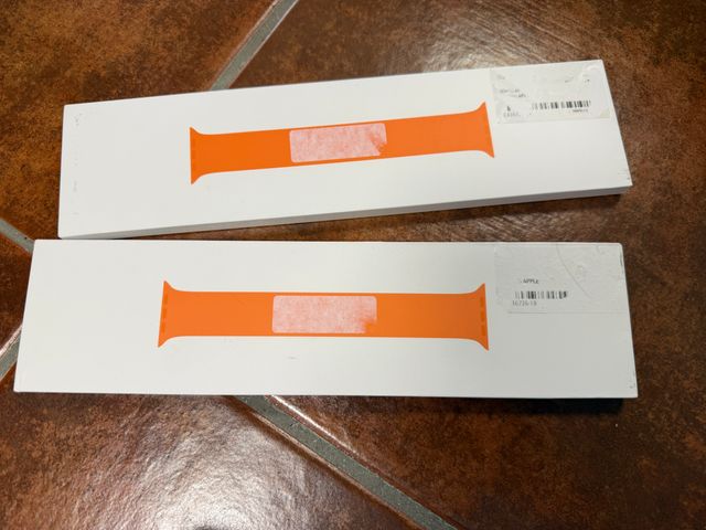 Correa Apple Solo Loop Kumquat Talla 5