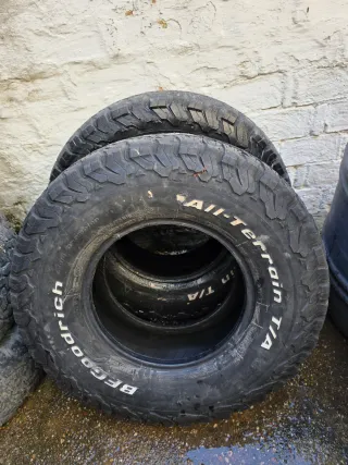 Neumáticos BFGoodrich All-Terrain T/A 285/75 R16