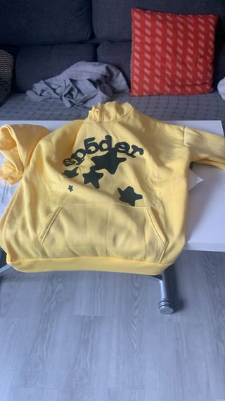 Sudadera SP5DER amarilla con estrellas