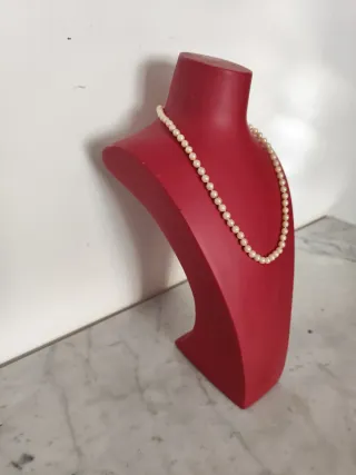 Expositor para collares particular o tienda.