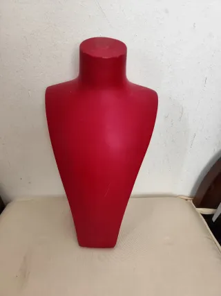 Expositor para collares particular o tienda.