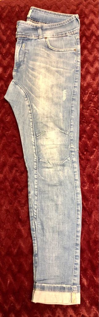 Pantalón vaquero baggy pitillo azul