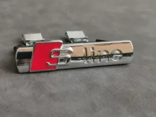 Audi Logo Emblema Sline de Parilla A3 A4 A5 A6 Q5