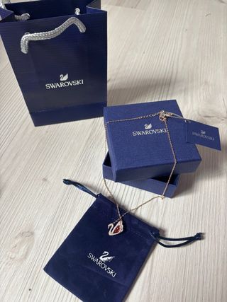 Collar Swarovski Cisne Rojo Dorado