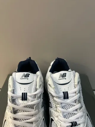 New Balance 530 Blanco Plata Marino Talla 42.5