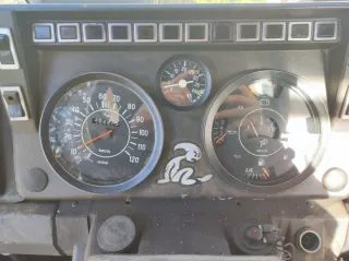 Nissan L35.08 Basculante Volquete