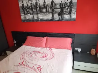 Cabecero y mesitas de matrimonio madera