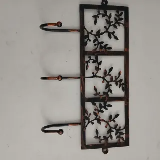 PERCHERO METÁLICO ARTESANAL