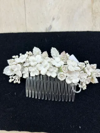 Tocado Novia Flores Blancas