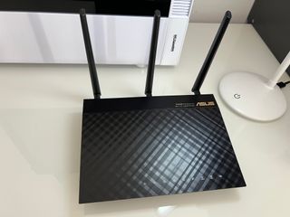 Router ASUS RT-AC66U