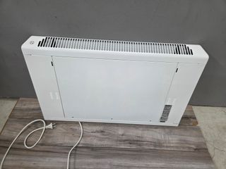 Calefactor Eléctrico Portátil DeLonghi Slim Style