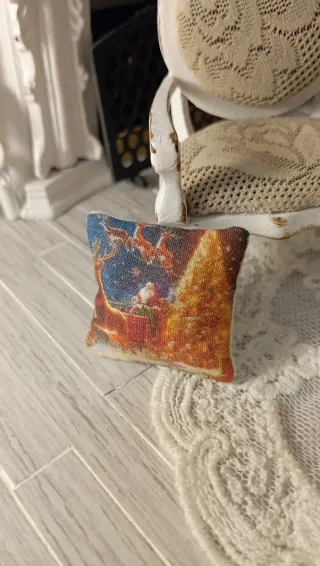 Cuscino Natale miniatura Dollhouse 1:12