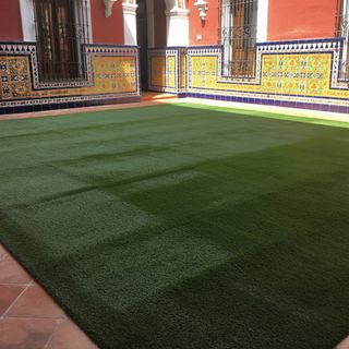 Césped artificial reutilizado