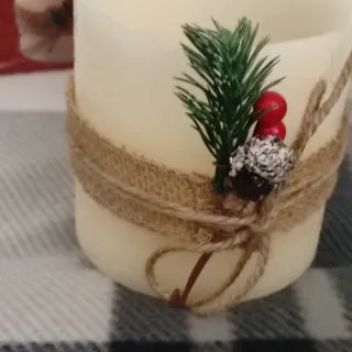 Candela LED Kasanova in cera effetto fiamma