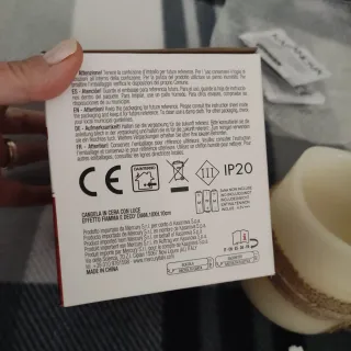 Candela LED Kasanova in cera effetto fiamma