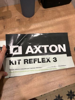 Aislante para ventanas de coche