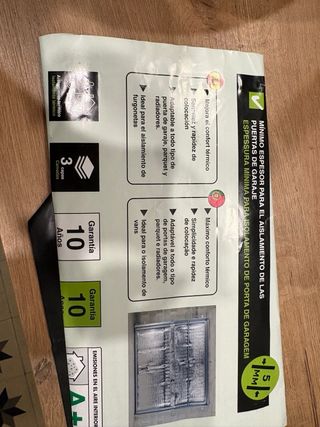 Aislante para ventanas de coche