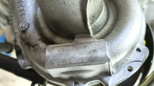 Motor Toyota Avensis