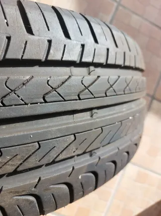 Pneu 205/55/17 Champiro FE1