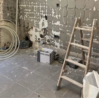 REFORMAS Y MANTENIMIENTO –PROFESIONAL DE CONFIANZA