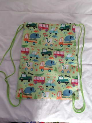 Mochila impermeable con tirantes