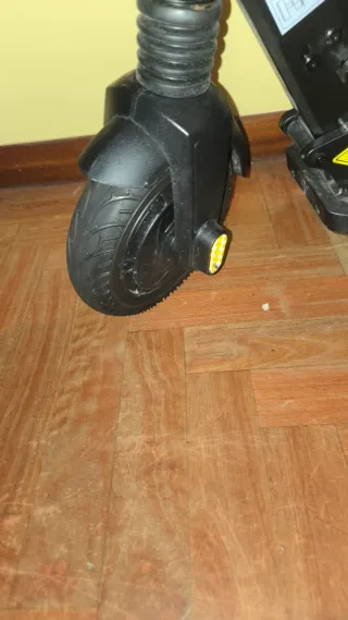 Patinete Qilive 100kg (precio negociable)