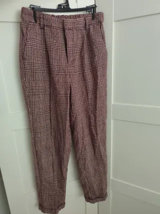 Pantalón estampado cuadros rojo y marrón