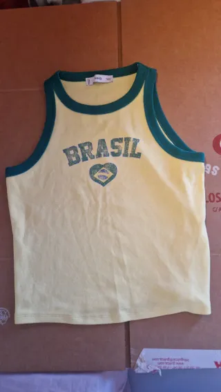 Pack de 14 camisetas y tops