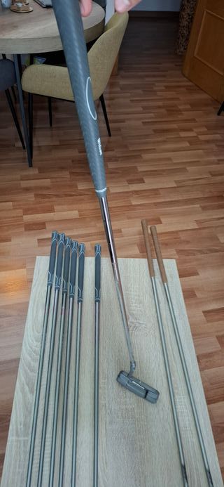 Set Palos Golf Wilson Mujer - Buen Estado