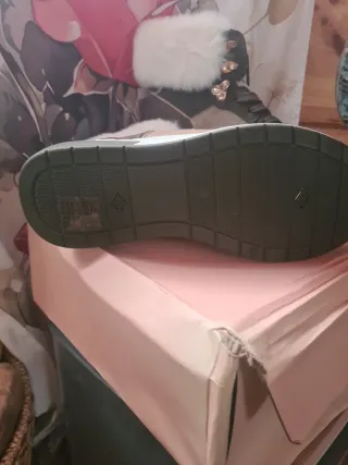 Botas de invierno beige y verde