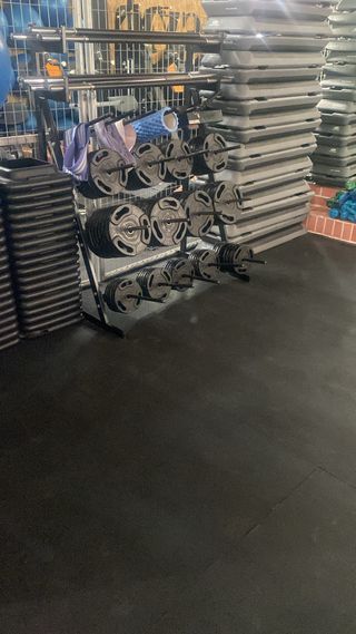 Mueble para discos de gimnasio