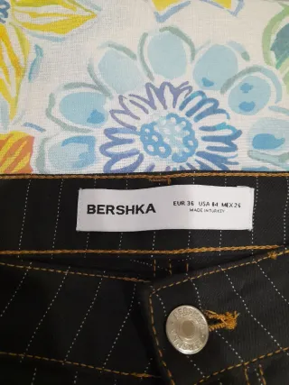 Pantaloni Bershka righe verticali taglia M
