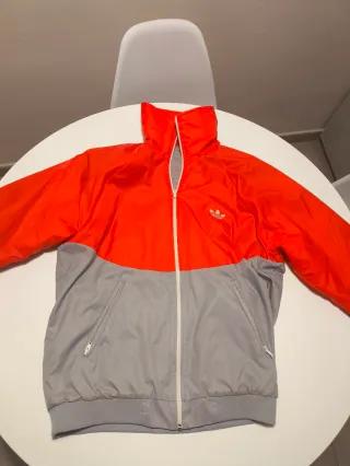 Chaqueta Adidas Vintage Roja y Gris