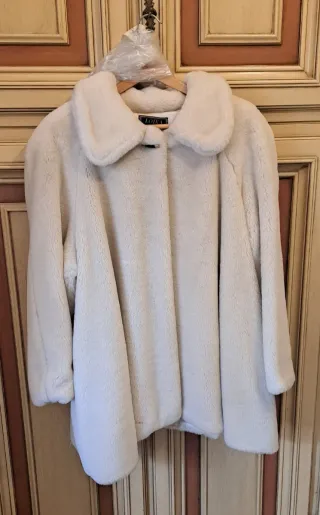 Pelliccia sintetica panna