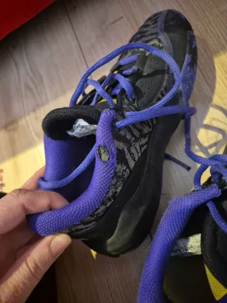 Zapatillas Baloncesto Tarmak Lakers Niño Talla 35