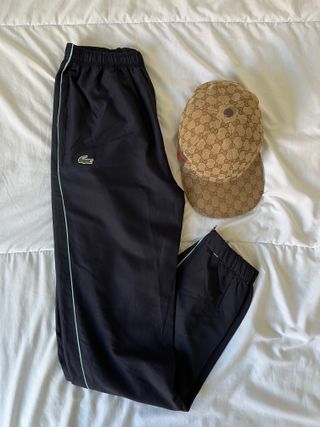 Conjunto Lacoste L + Gorra Gucci