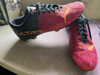 Botas de fútbol Puma Ultra tacos aluminio
