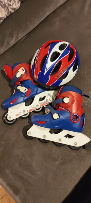 Patines infantiles y casco talla 30,31 y 32.