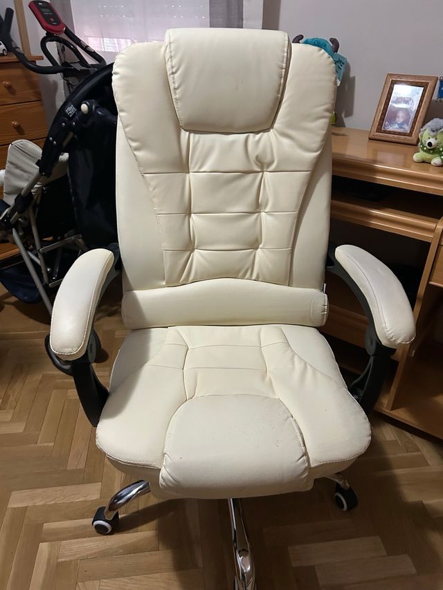 Silla de ordenador  ergonómica beige