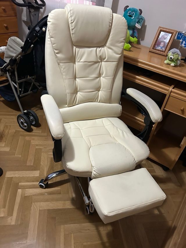 Silla de ordenador  ergonómica beige