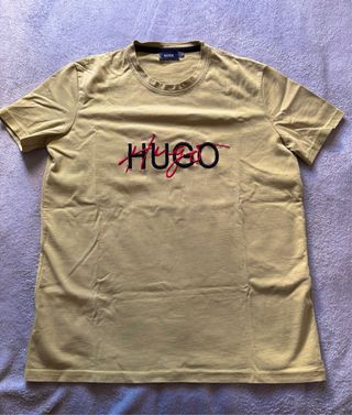 Camiseta BOSS verde oliva con logo