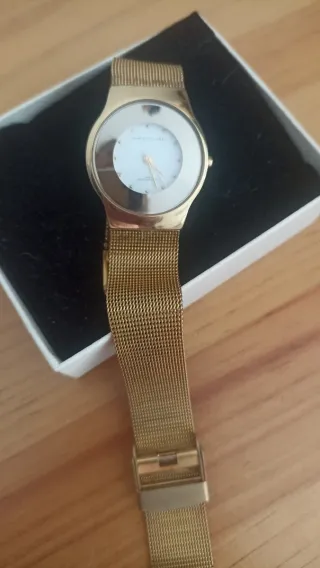 Reloj Christin Lars Dorado Malla Metálica